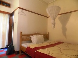 Rhino Motel
