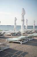 RIVA Mamaia Aparthotel