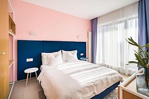 RIVA Mamaia Aparthotel