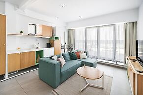 RIVA Mamaia Aparthotel