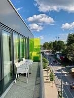 RIVA Mamaia Aparthotel