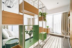RIVA Mamaia Aparthotel