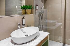 RIVA Mamaia Aparthotel