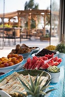RIVA Mamaia Aparthotel