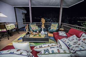 La Toscana Hills