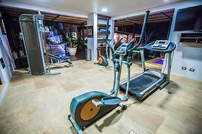 La Toscana Hills