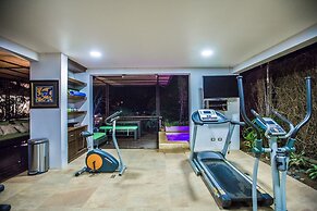 La Toscana Hills