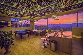 La Toscana Hills