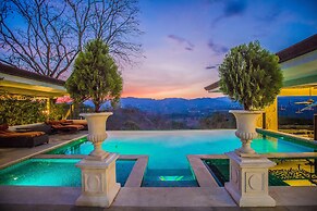 La Toscana Hills
