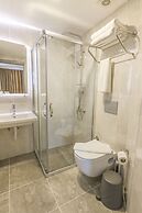 Comfort Suites