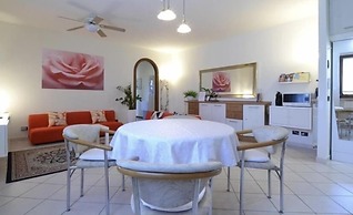 Rosalinde House