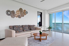 Beautiful Beachfront Apartments