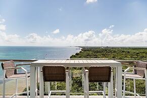 Beautiful Beachfront Apartments