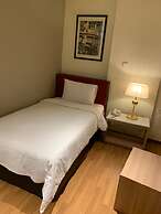M Palace Hotel