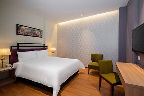 M Palace Hotel
