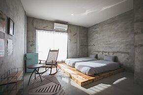 Yanbaru Hostel