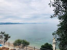 Glyfa Beach Villas