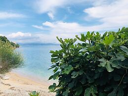 Glyfa Beach Villas