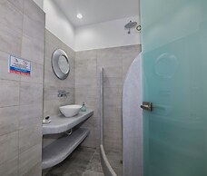 Ira Apartments