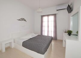 Ira Apartments