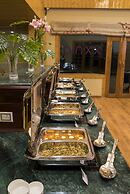 Regenta Inn By Riverside Manali