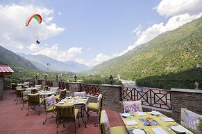 Regenta Inn By Riverside Manali