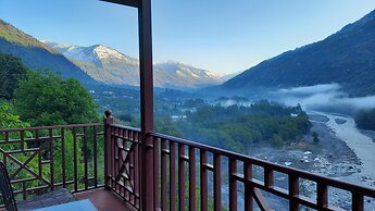 Regenta Inn By Riverside Manali