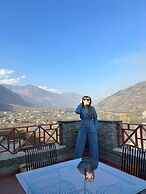 Regenta Inn By Riverside Manali