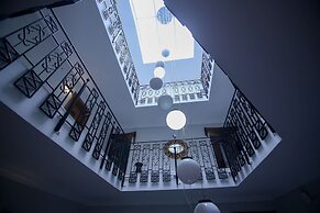 Cevik Palace Otel