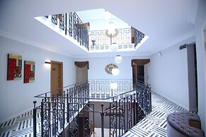 Cevik Palace Otel