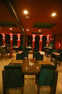 Cevik Palace Otel