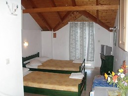 Dakis Studios