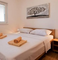 Apartments Petra