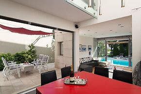 Luxury Villa White