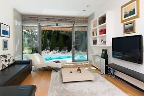 Luxury Villa White