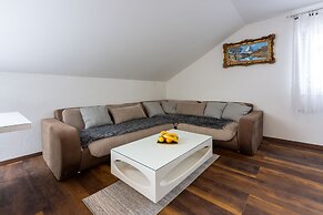 Apartments Mirela
