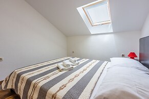Apartments Mirela