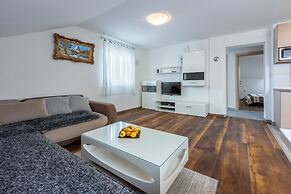 Apartments Mirela