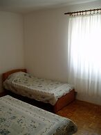 Apartments Biondić