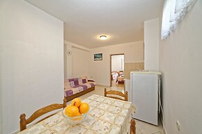 Apartments Biondić