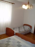 Apartments Biondić