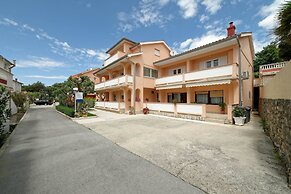Apartments Marica 3130