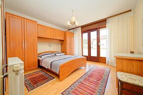 Apartments Marica 3130