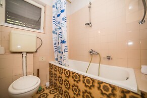 Apartments Jako