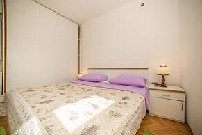 Apartments Jako
