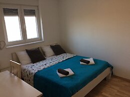 Apartment Hennion / Two Bedrooms A3 Liam