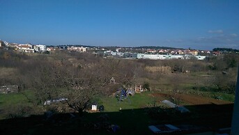 Apartment Hennion / Two Bedrooms A3 Liam