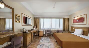 Kanzy Hotel