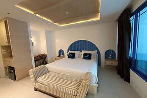Costa Village Jacuzzi Bangsaray