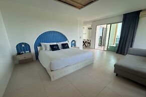Costa Village Jacuzzi Bangsaray